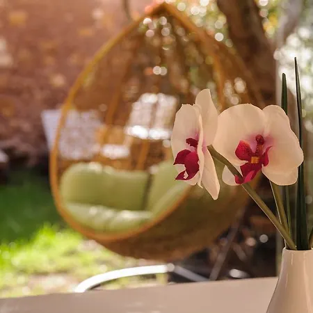 Готель Monastery Boutique 4*